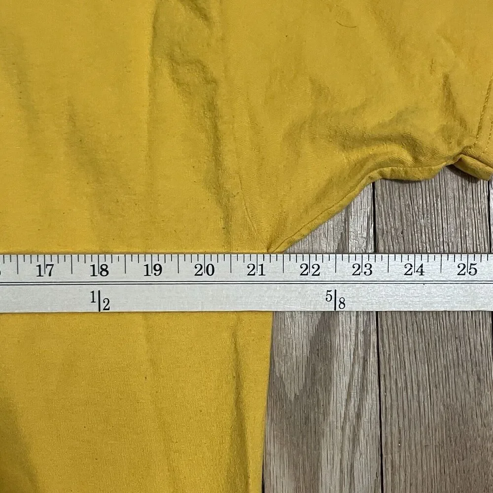 Hanes Tagless Property of Iowa Hawkeyes Tshirt Short Sleeve Crew Neck Womens XL - Picture 8 of 10